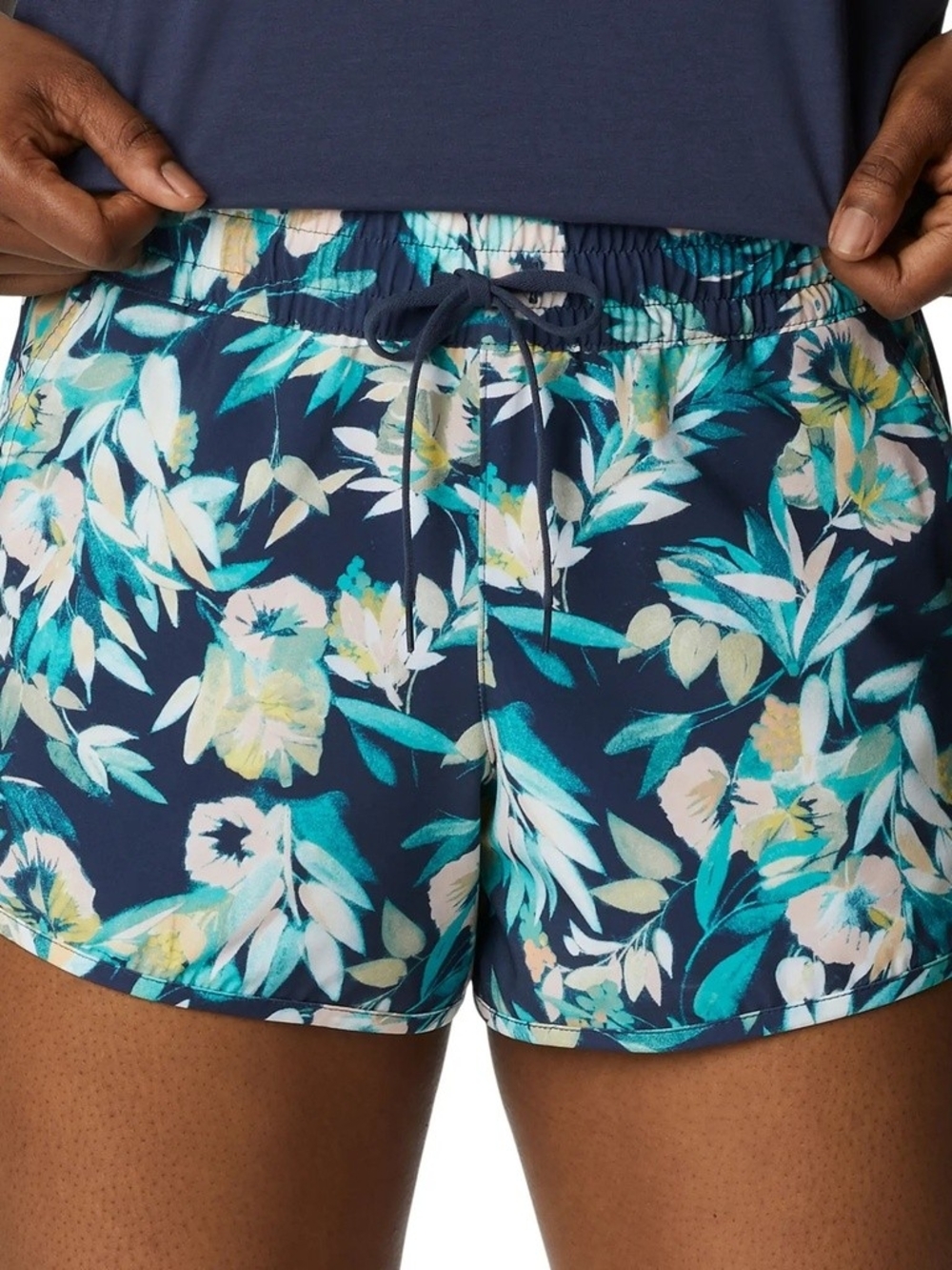Columbia Women’s Bagota Bay Stretch Shorts